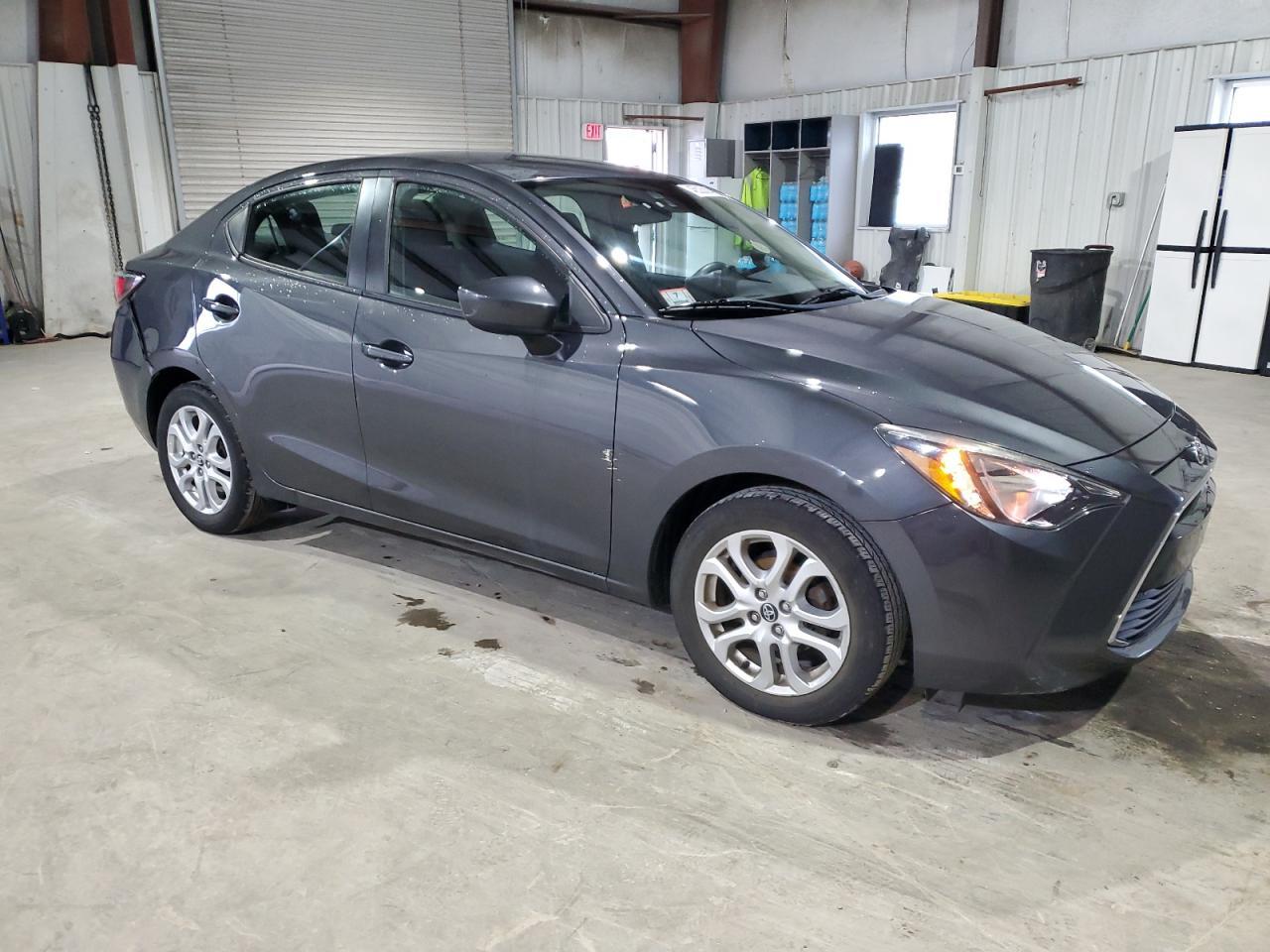 2017 TOYOTA YARIS IA - Фото 4
