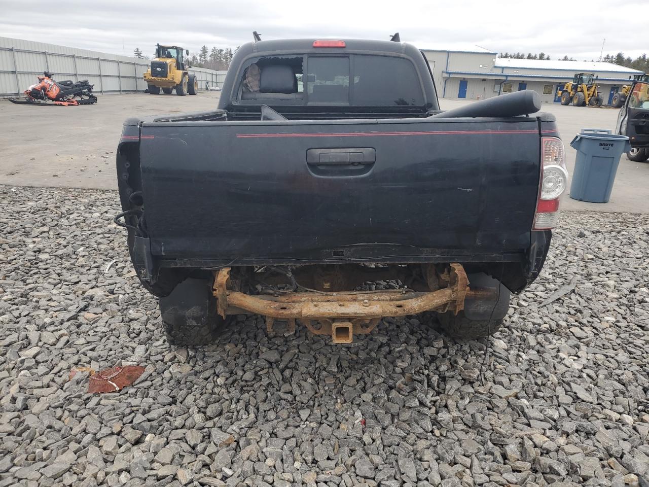2013 TOYOTA TACOMA DOU - Image 6