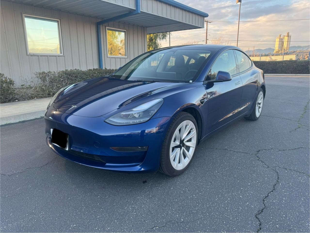 2022 TESLA MODEL 3 - Image 2