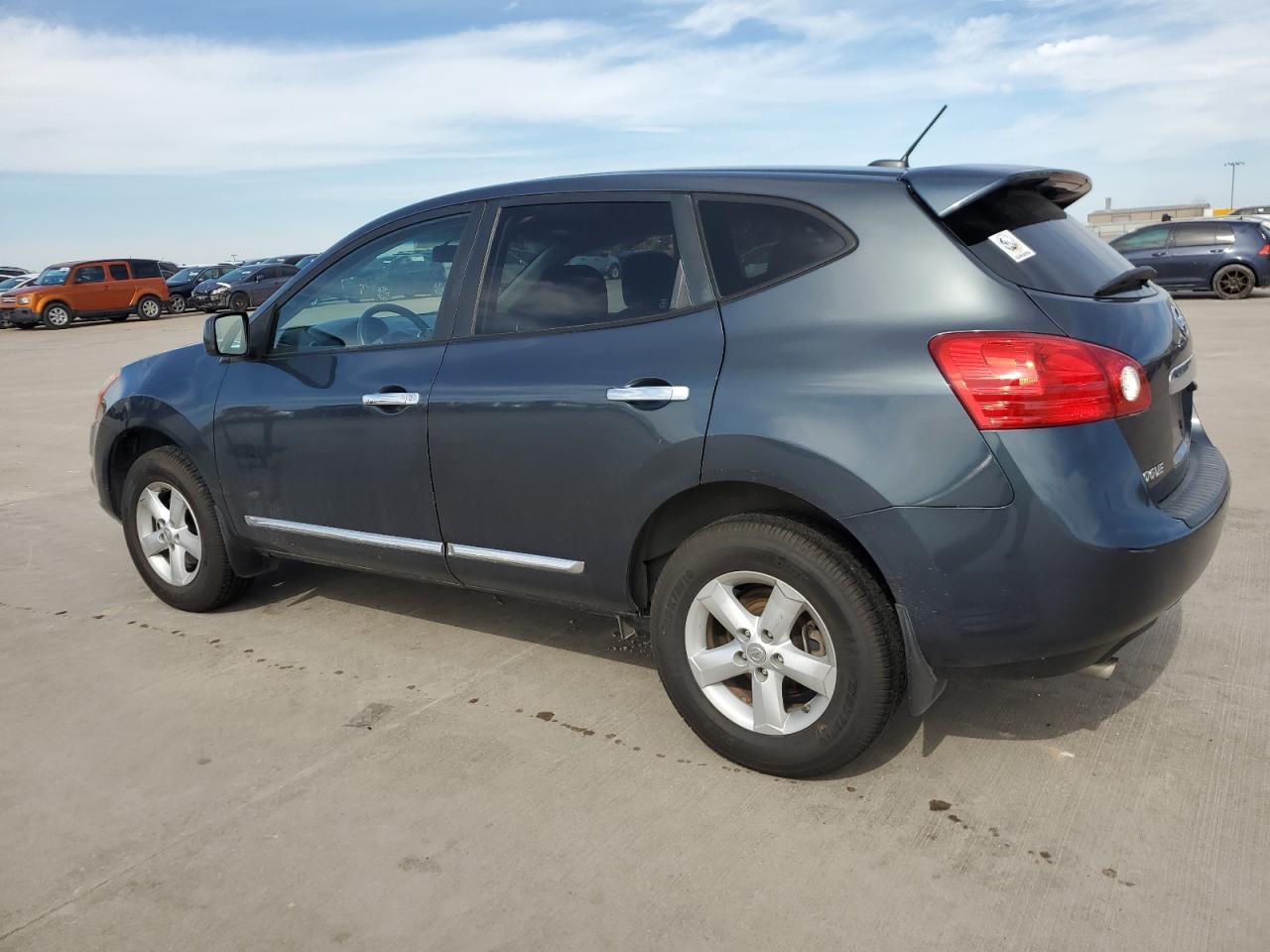 2013 NISSAN ROGUE S - Фото 2