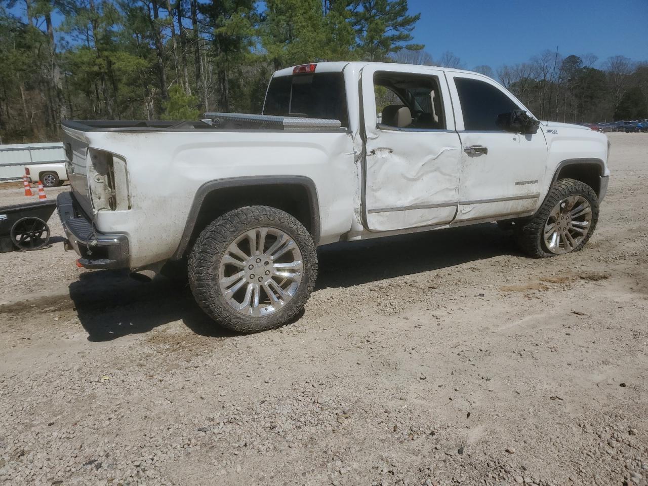 2018 GMC SIERRA K15 - Image 3