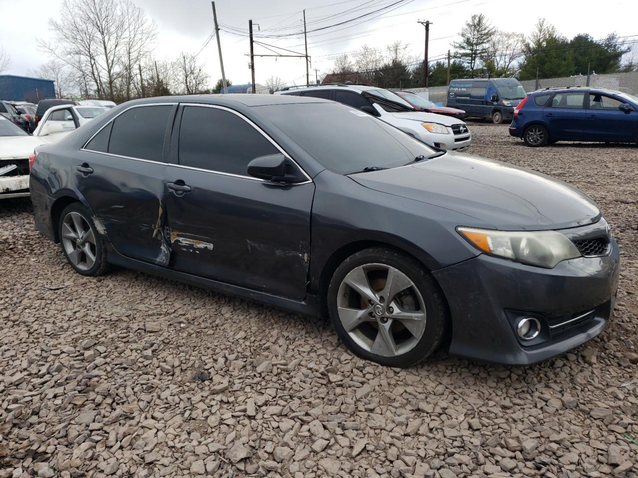 2012 TOYOTA CAMRY SE - Фото 4