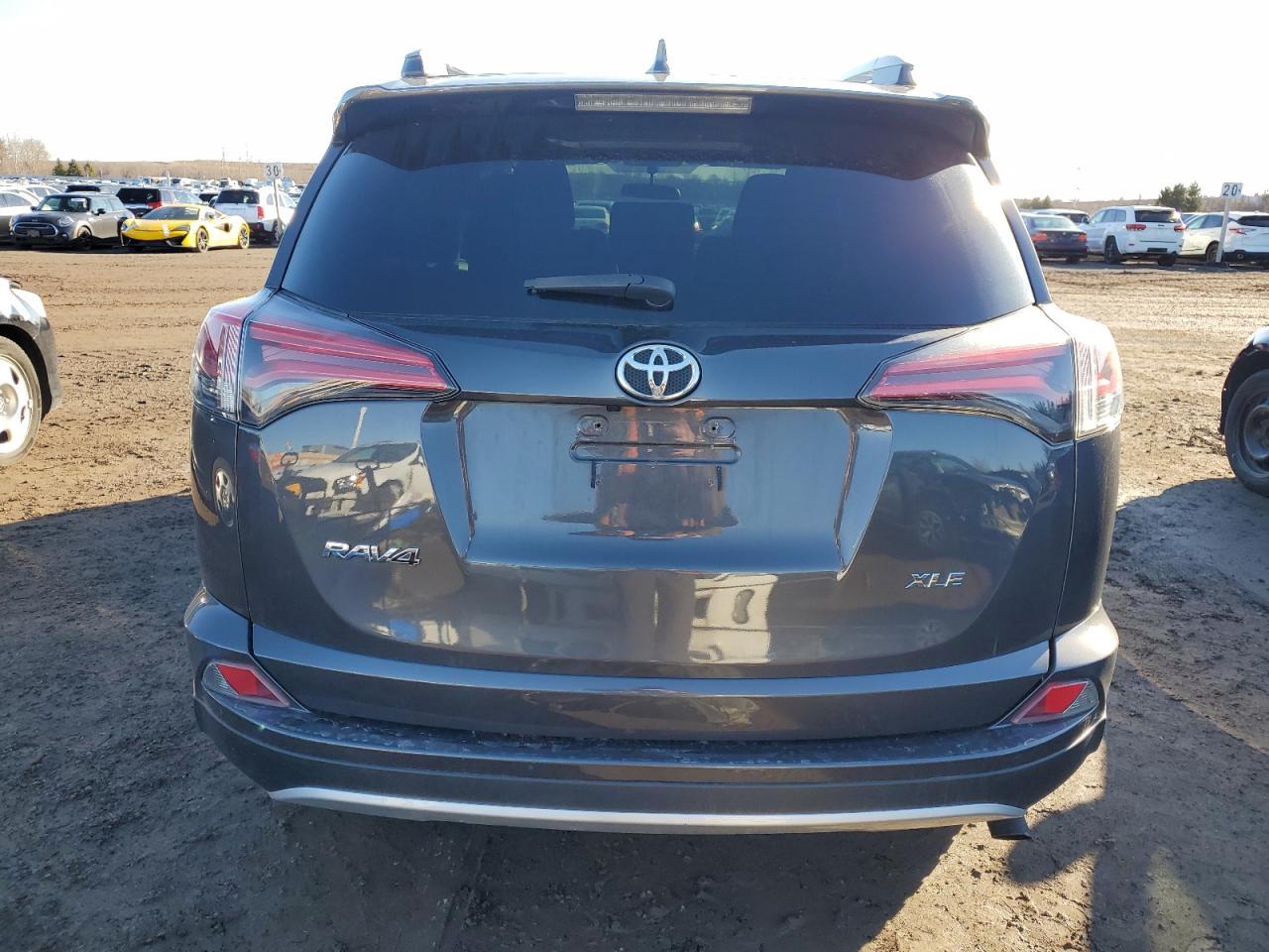 2016 TOYOTA RAV4 XLE - Фото 6