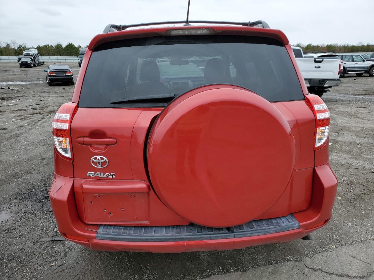 2011 TOYOTA RAV4 - Фото 6