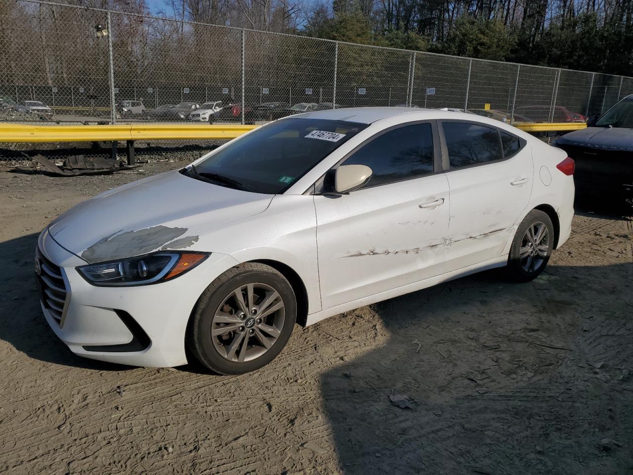 2017 HYUNDAI ELANTRA SE
