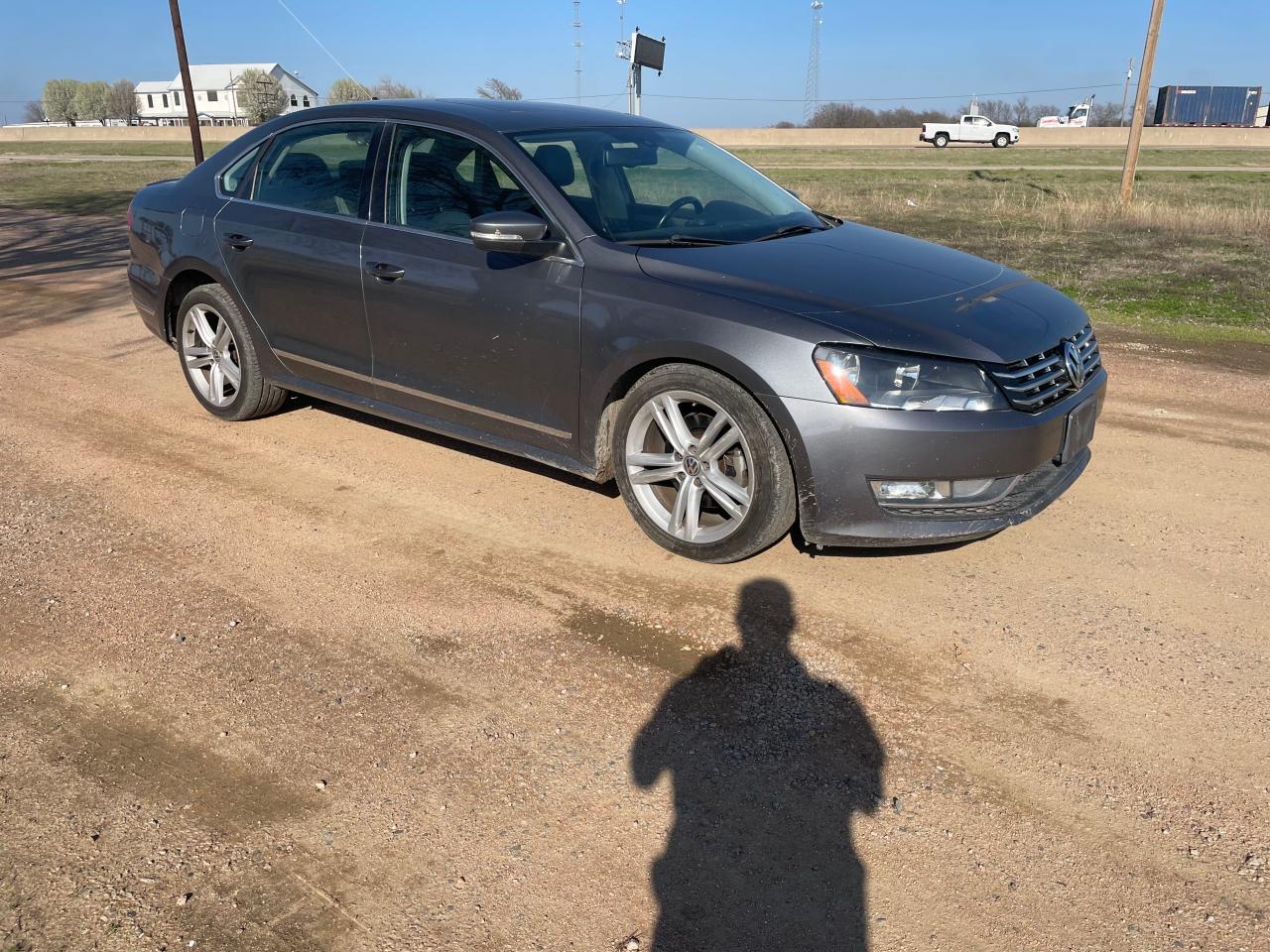 2014 VOLKSWAGEN PASSAT SE