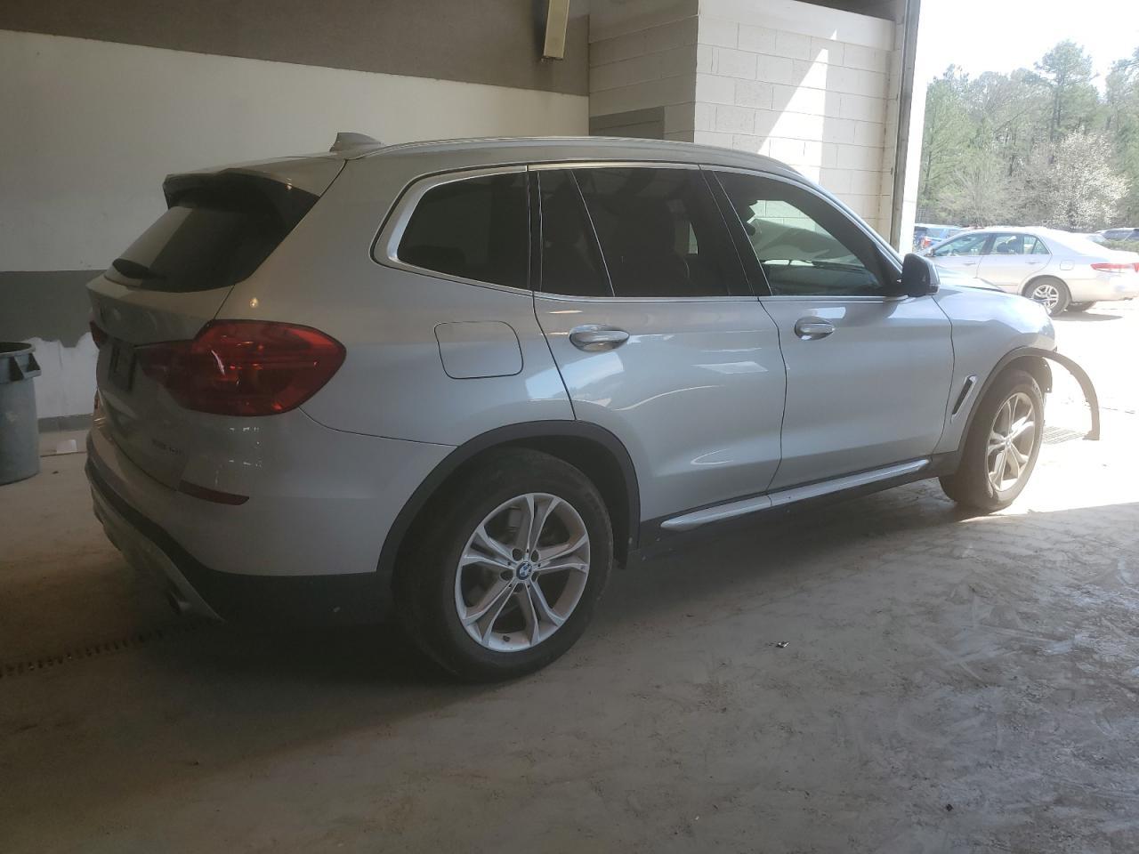 2019 BMW X3 XDRIVE3 - Фото 3