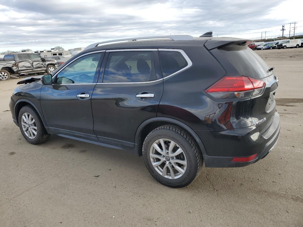 2017 NISSAN ROGUE S - Фото 2