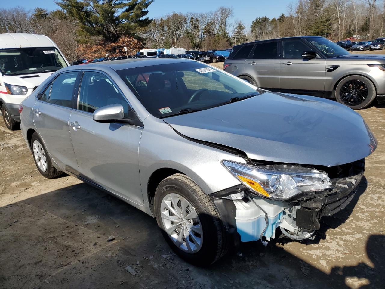 2016 TOYOTA CAMRY LE - Фото 4