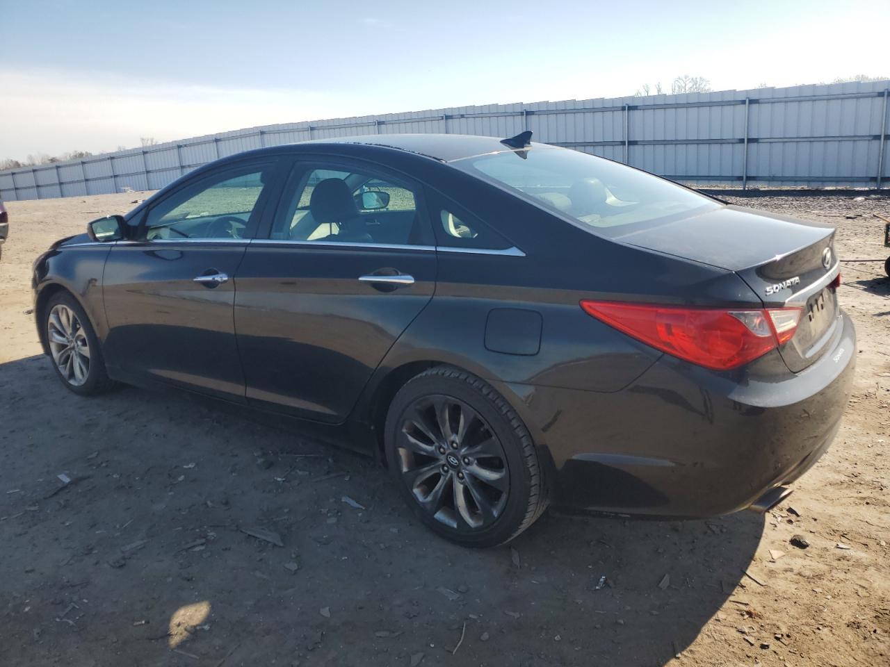 2011 HYUNDAI SONATA SE - Фото 2