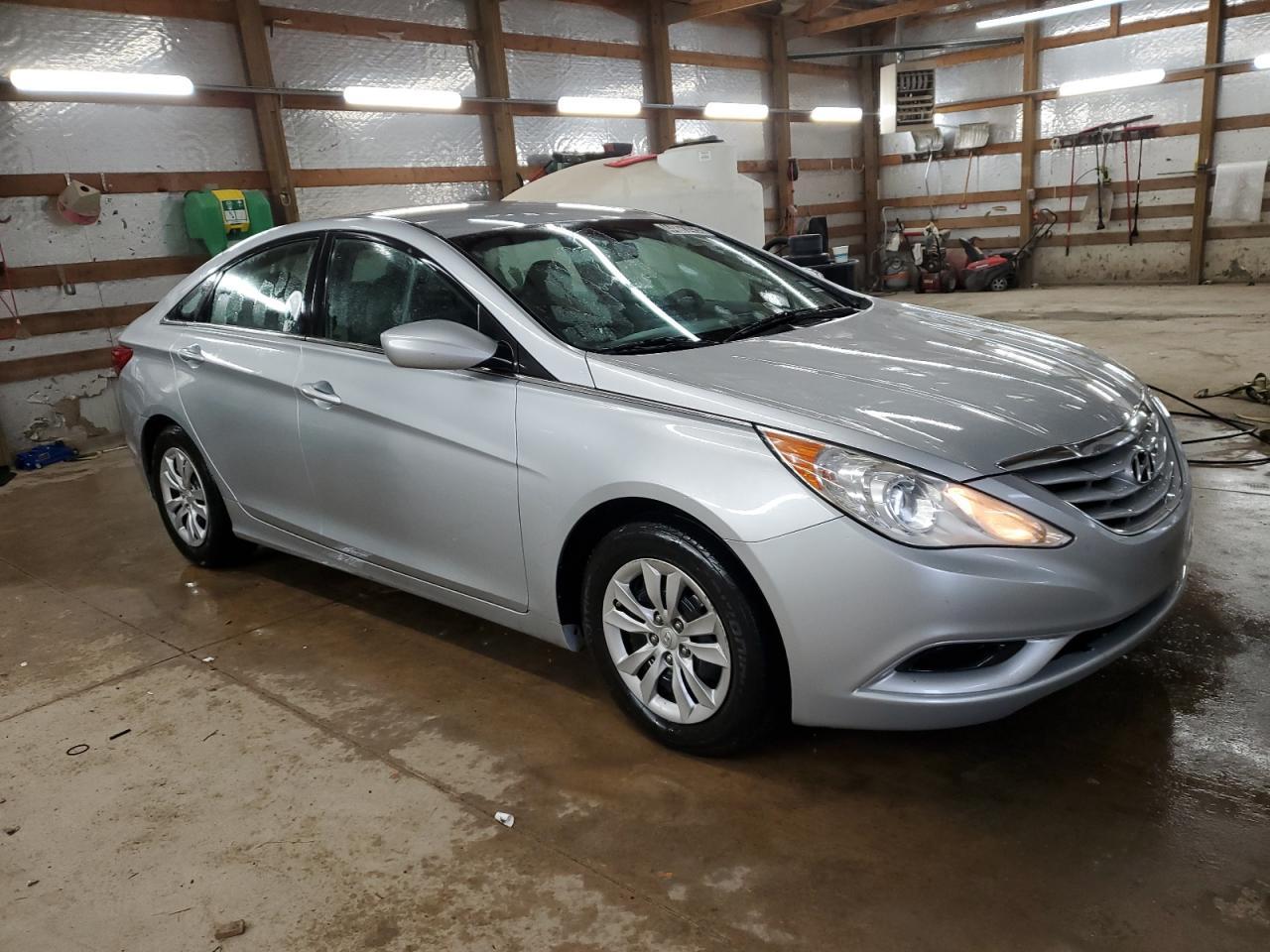 2011 HYUNDAI SONATA GLS - Image 4
