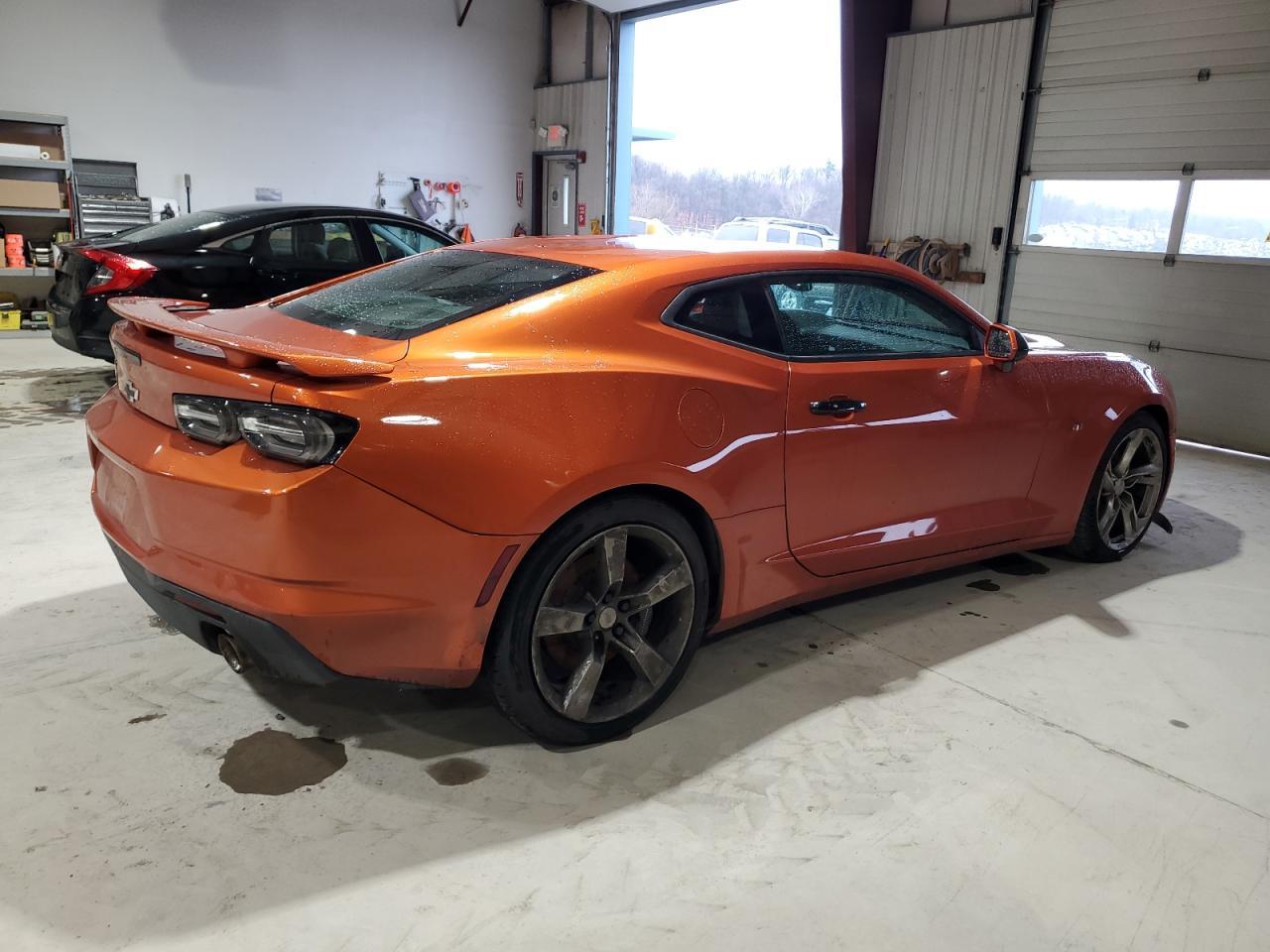2022 CHEVROLET CAMARO LT1 - Фото 3