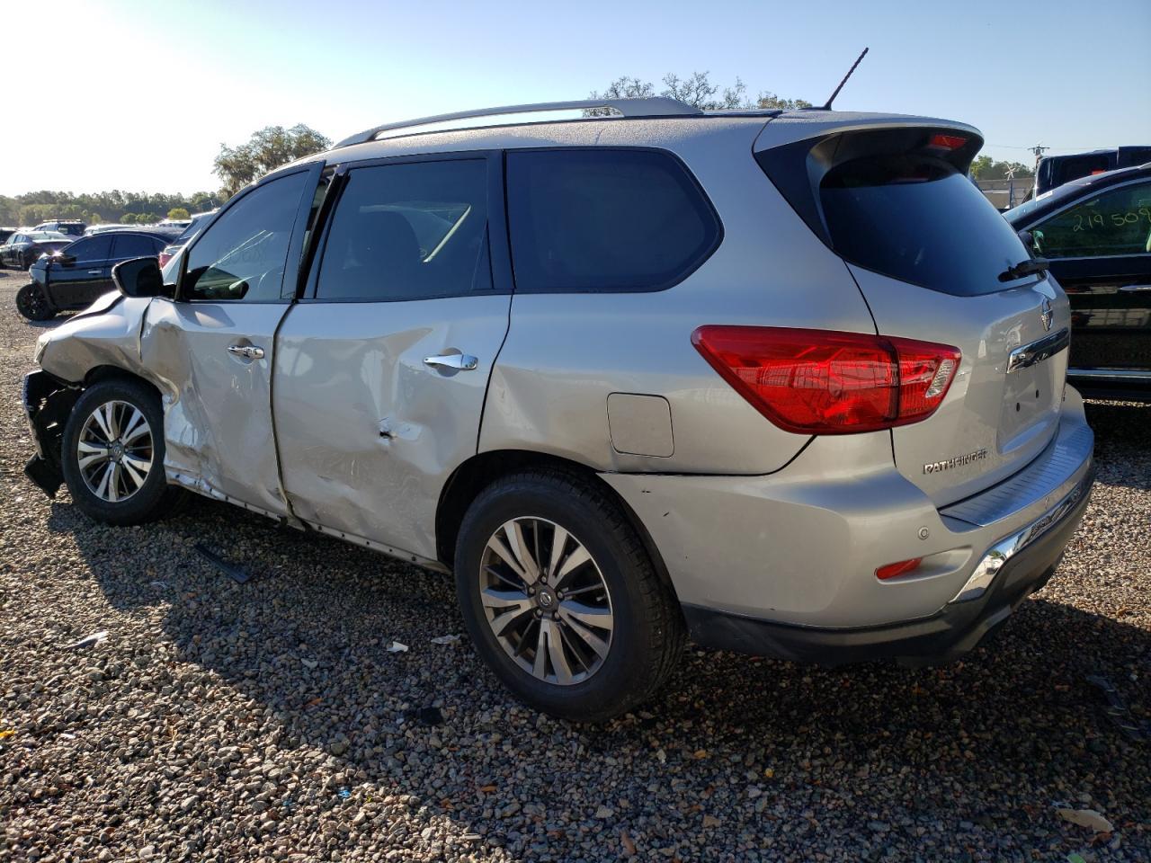 2017 NISSAN PATHFINDER - Image 2