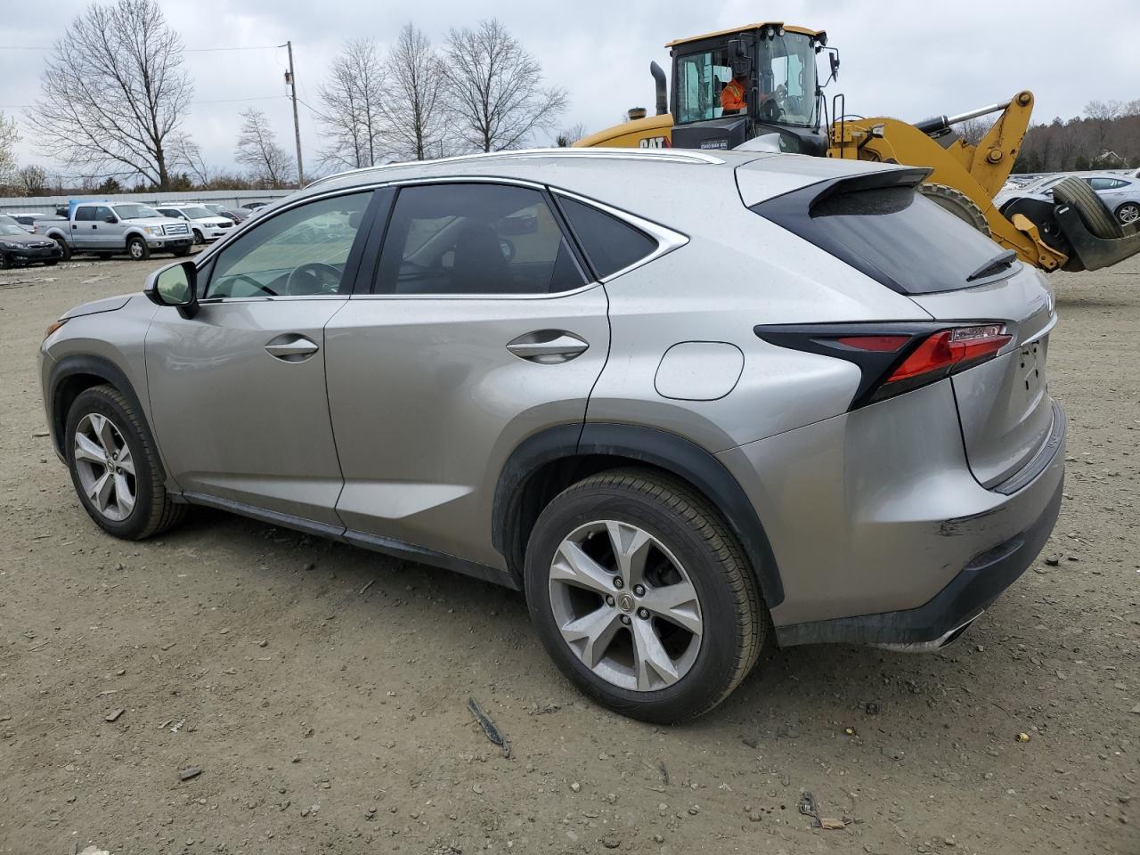 2017 LEXUS NX 200T BA - Фото 2