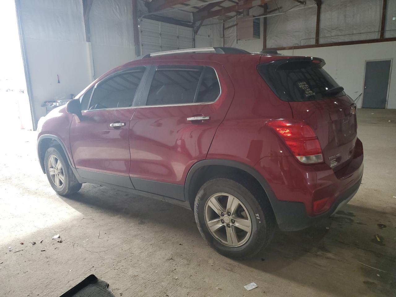 2019 CHEVROLET TRAX 1LT - Фото 2