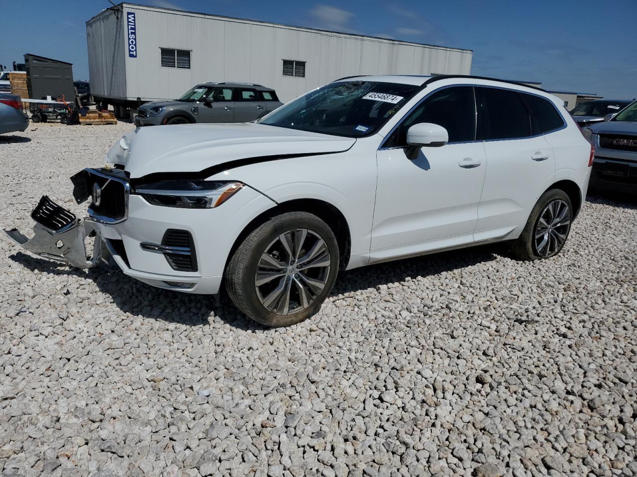 2022 VOLVO XC60 B5 MO