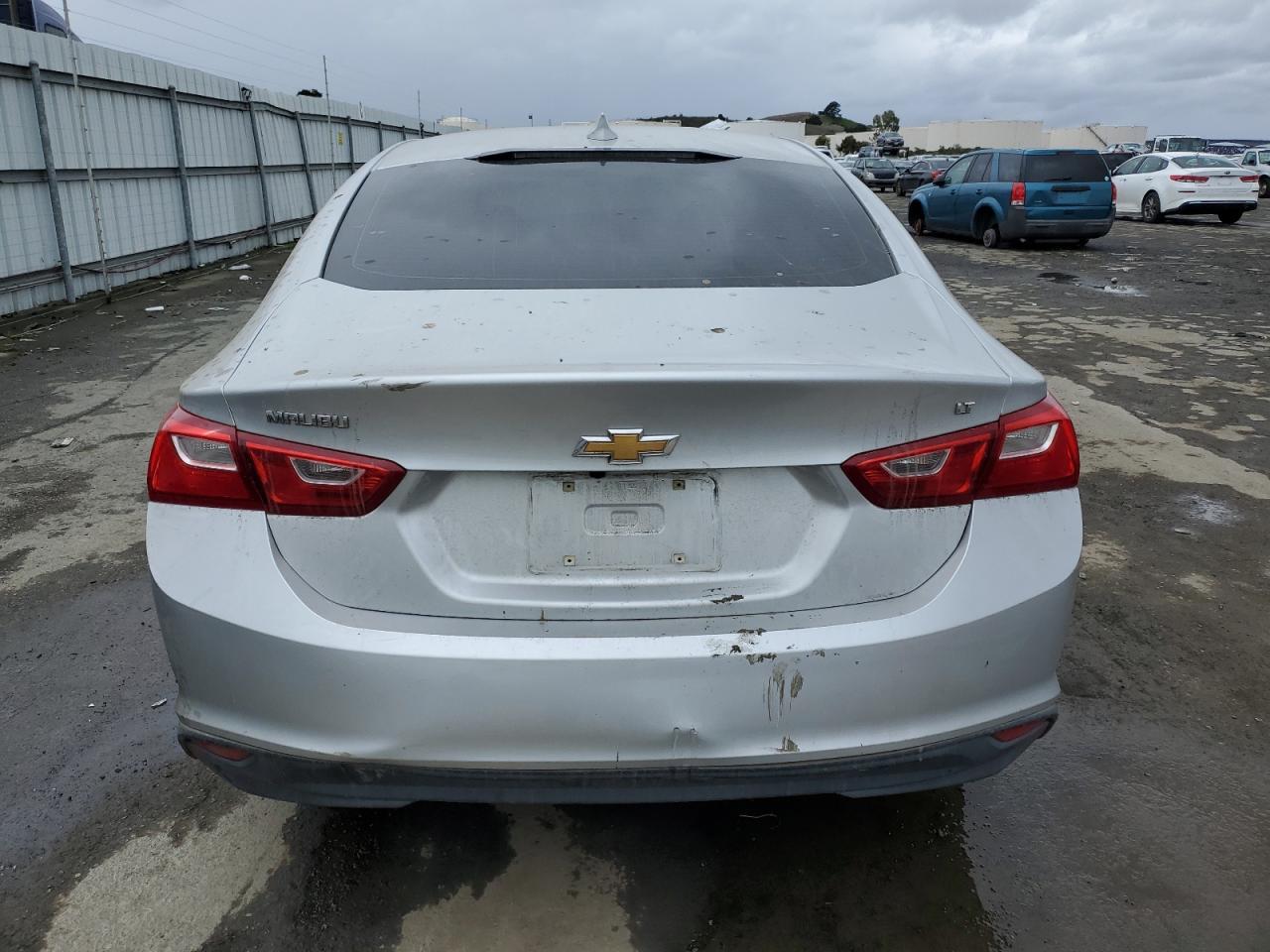 2017 CHEVROLET MALIBU LT - Фото 6
