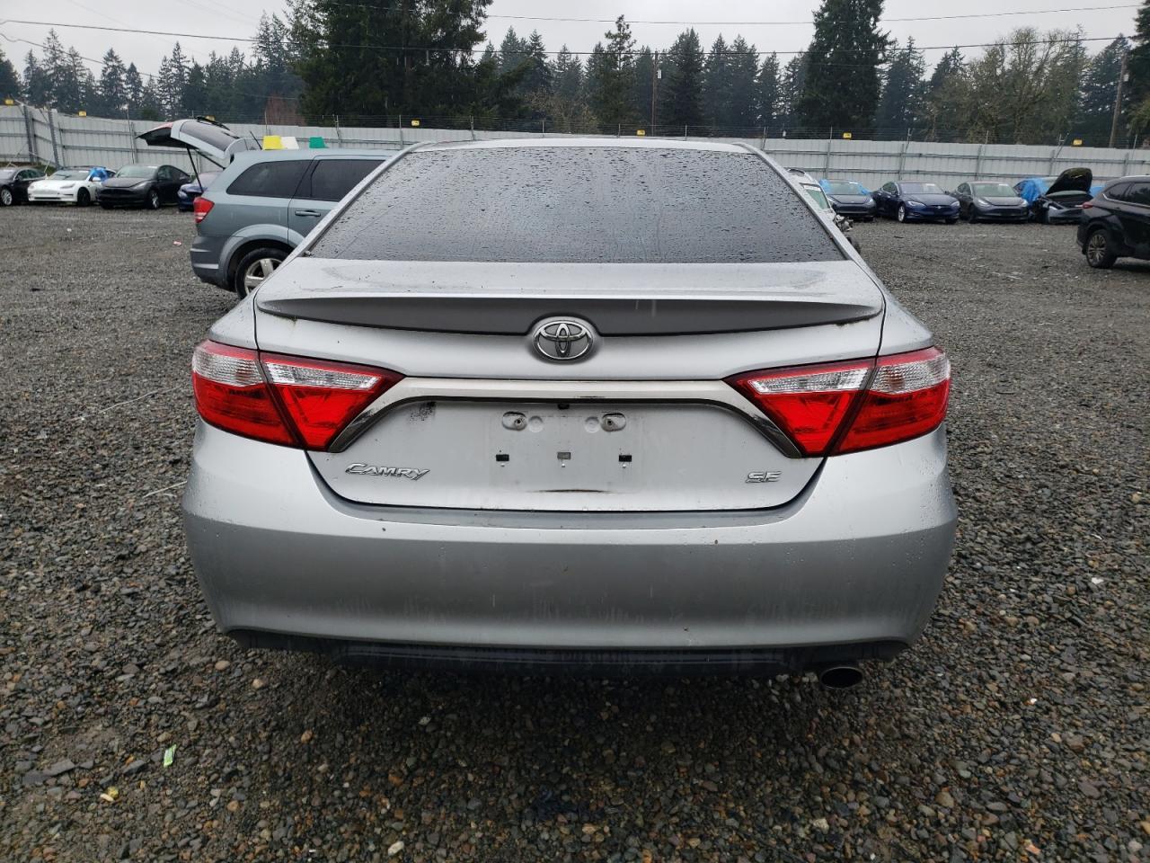 2017 TOYOTA CAMRY LE - Image 6