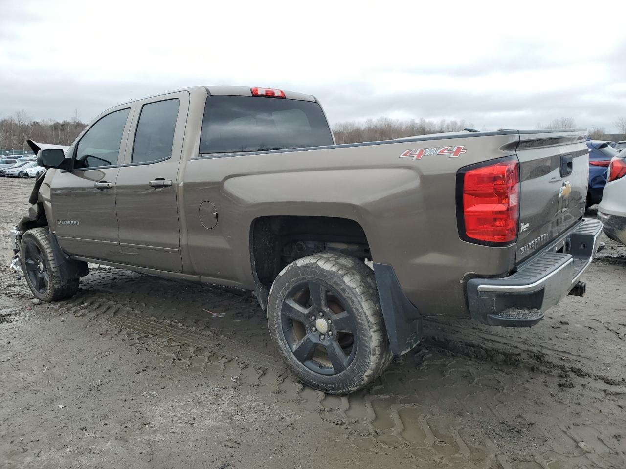 2015 CHEVROLET SILVERADO - Фото 2