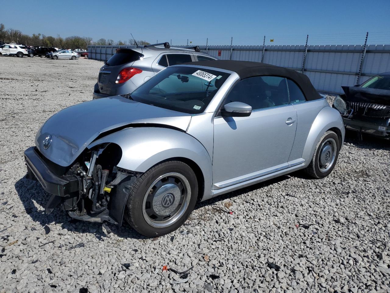 2015 VOLKSWAGEN BEETLE 1.8