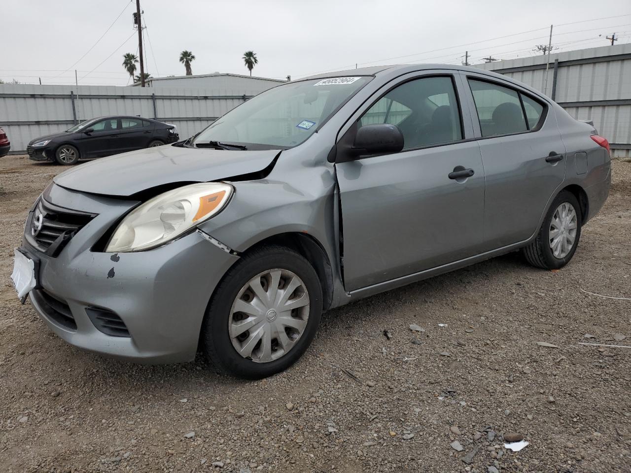 2014 NISSAN VERSA S
