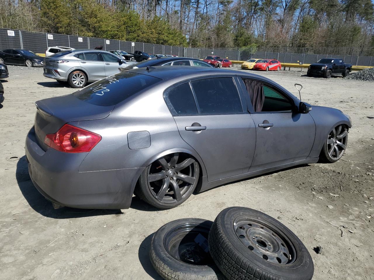 2012 INFINITI G37 - Image 3