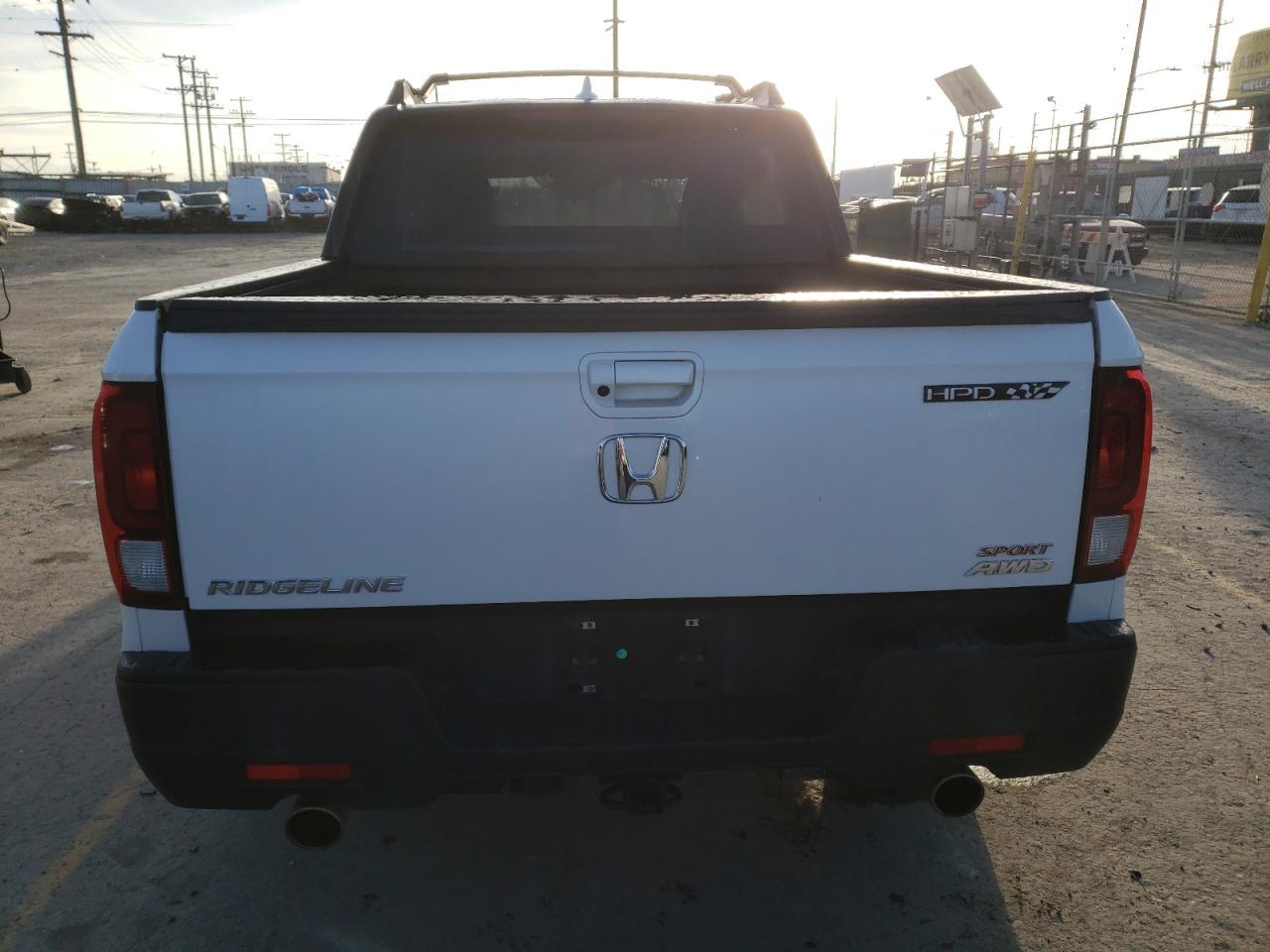 2021 HONDA RIDGELINE - Image 6