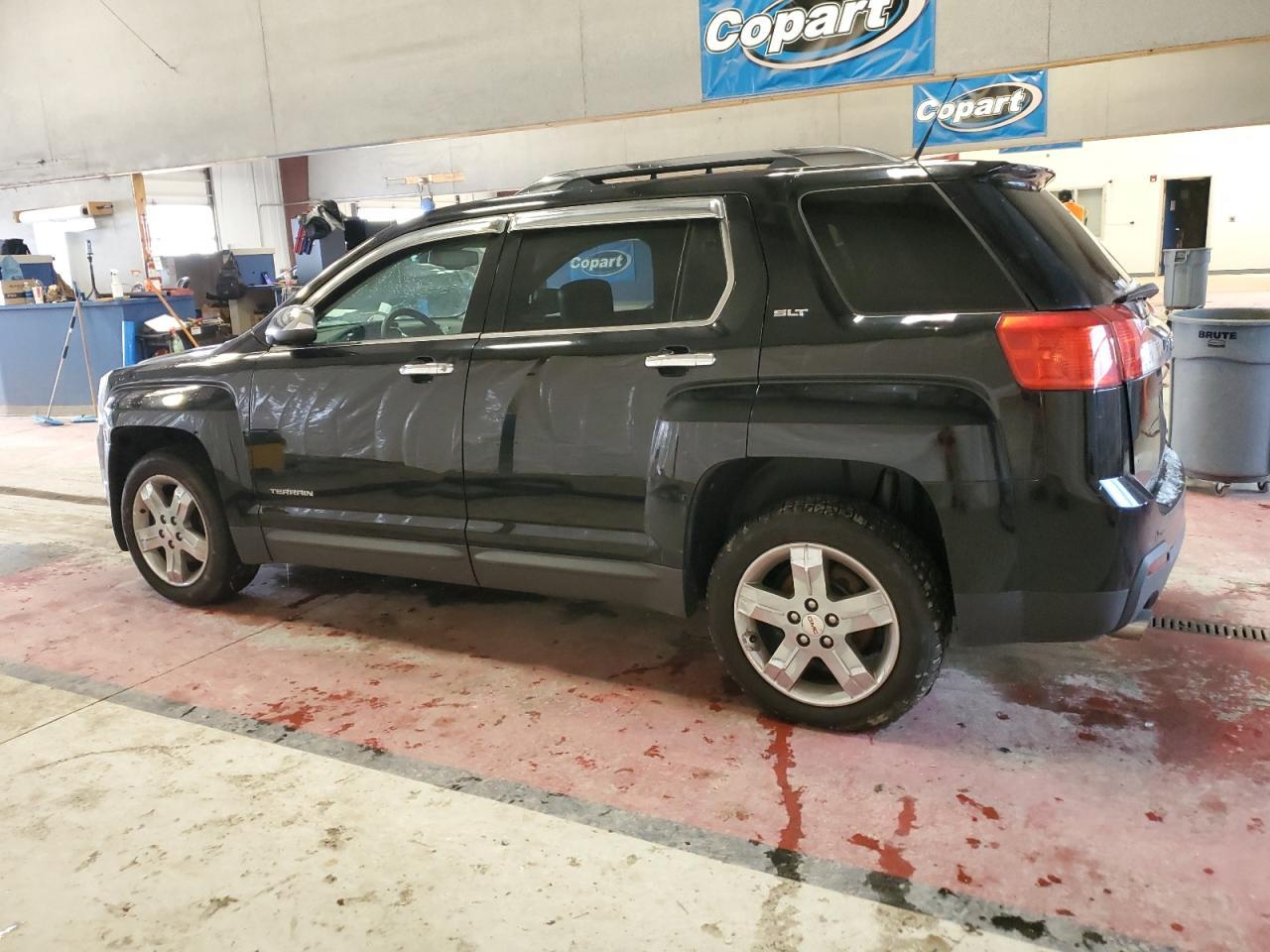 2012 GMC TERRAIN SL - Image 2