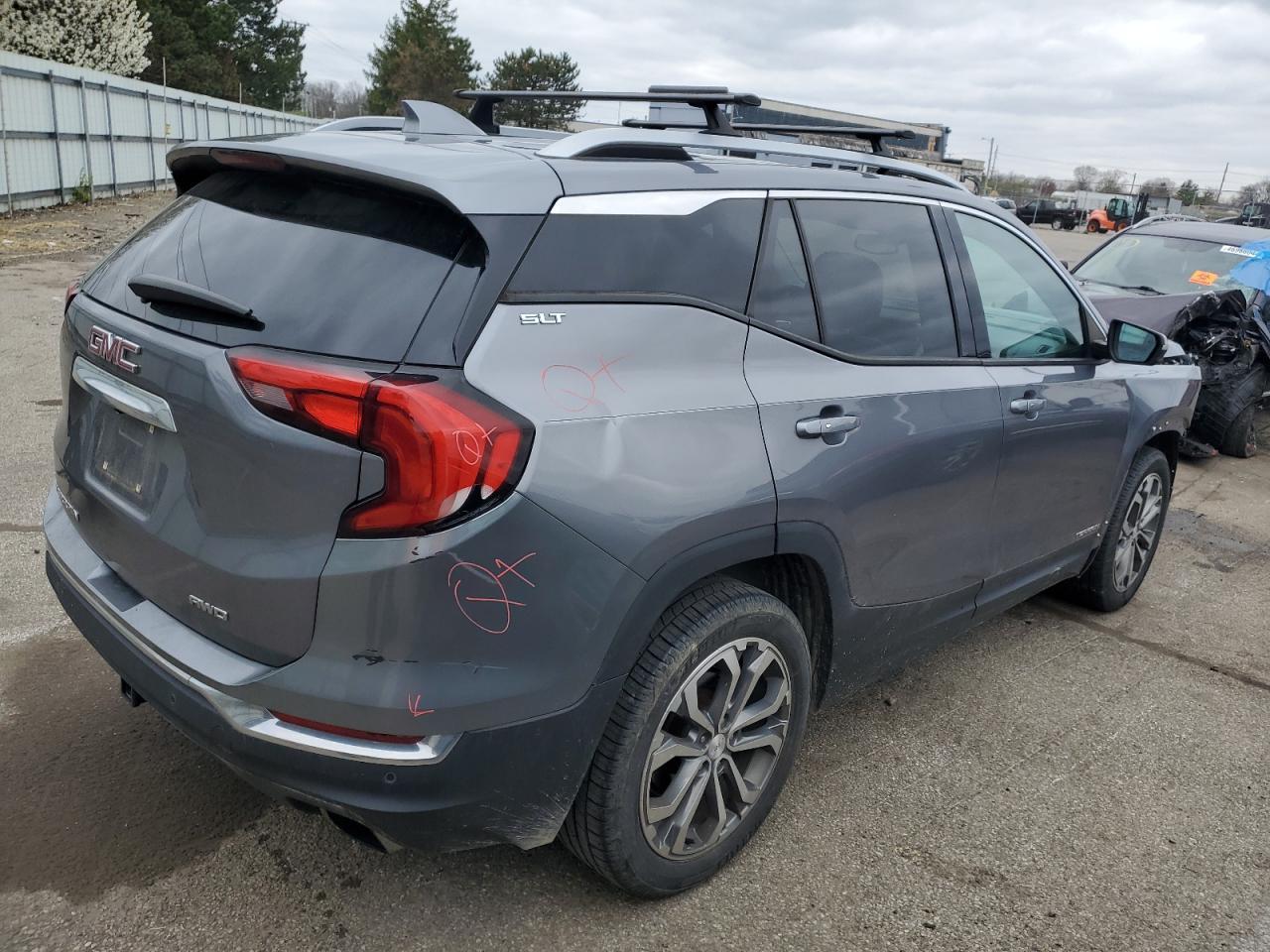 2019 GMC TERRAIN SL - Фото 3
