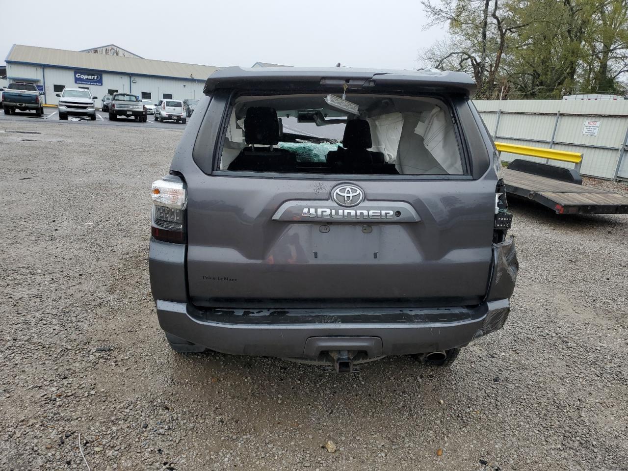 2018 TOYOTA 4RUNNER SR - Image 6