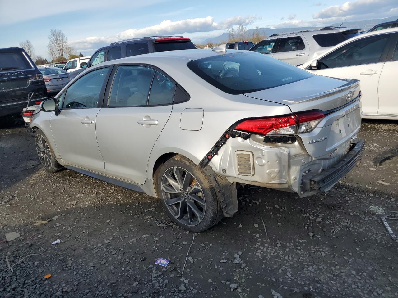 2020 TOYOTA COROLLA SE - Image 2
