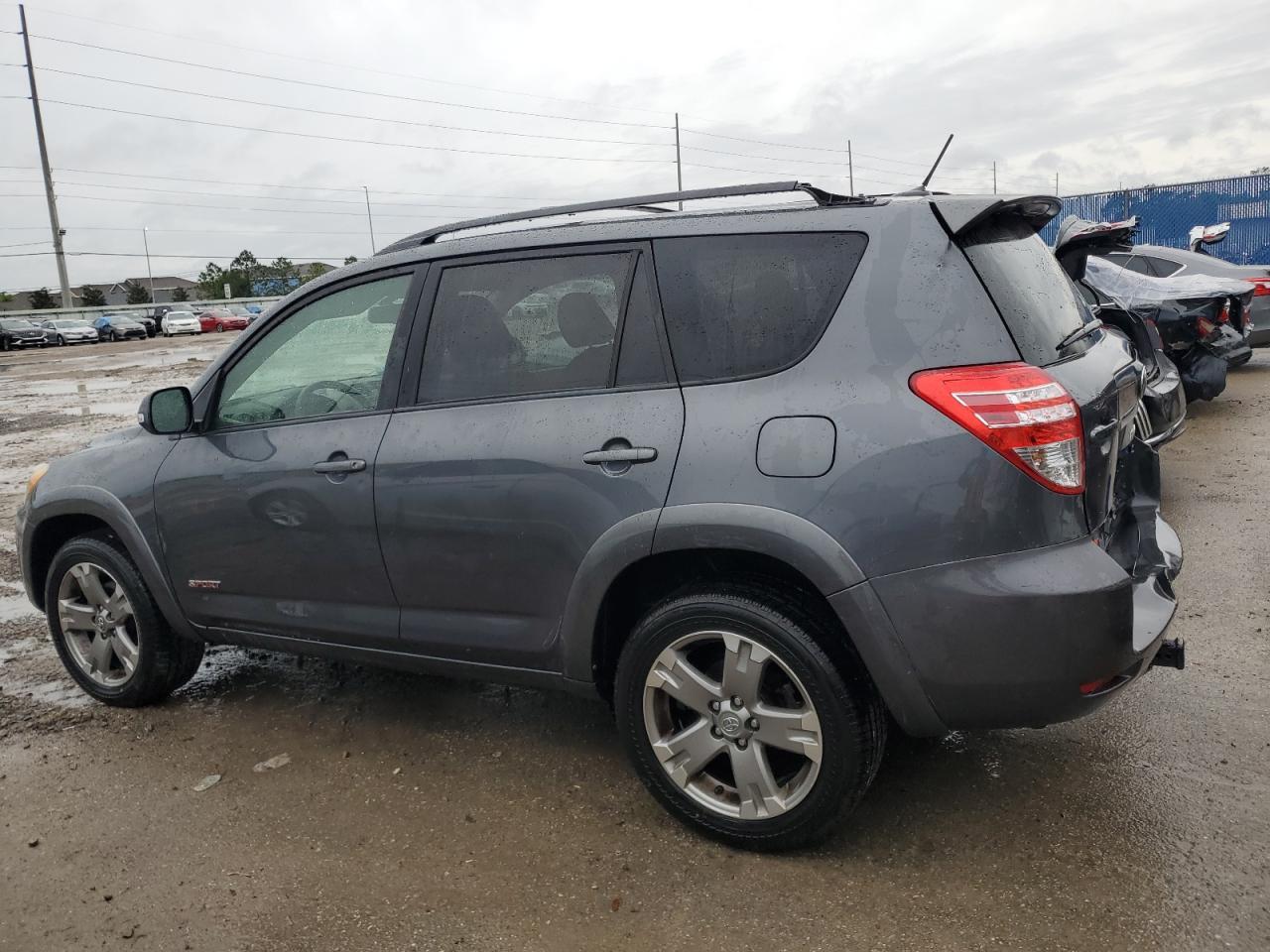 2011 TOYOTA RAV4 SPORT - Фото 2