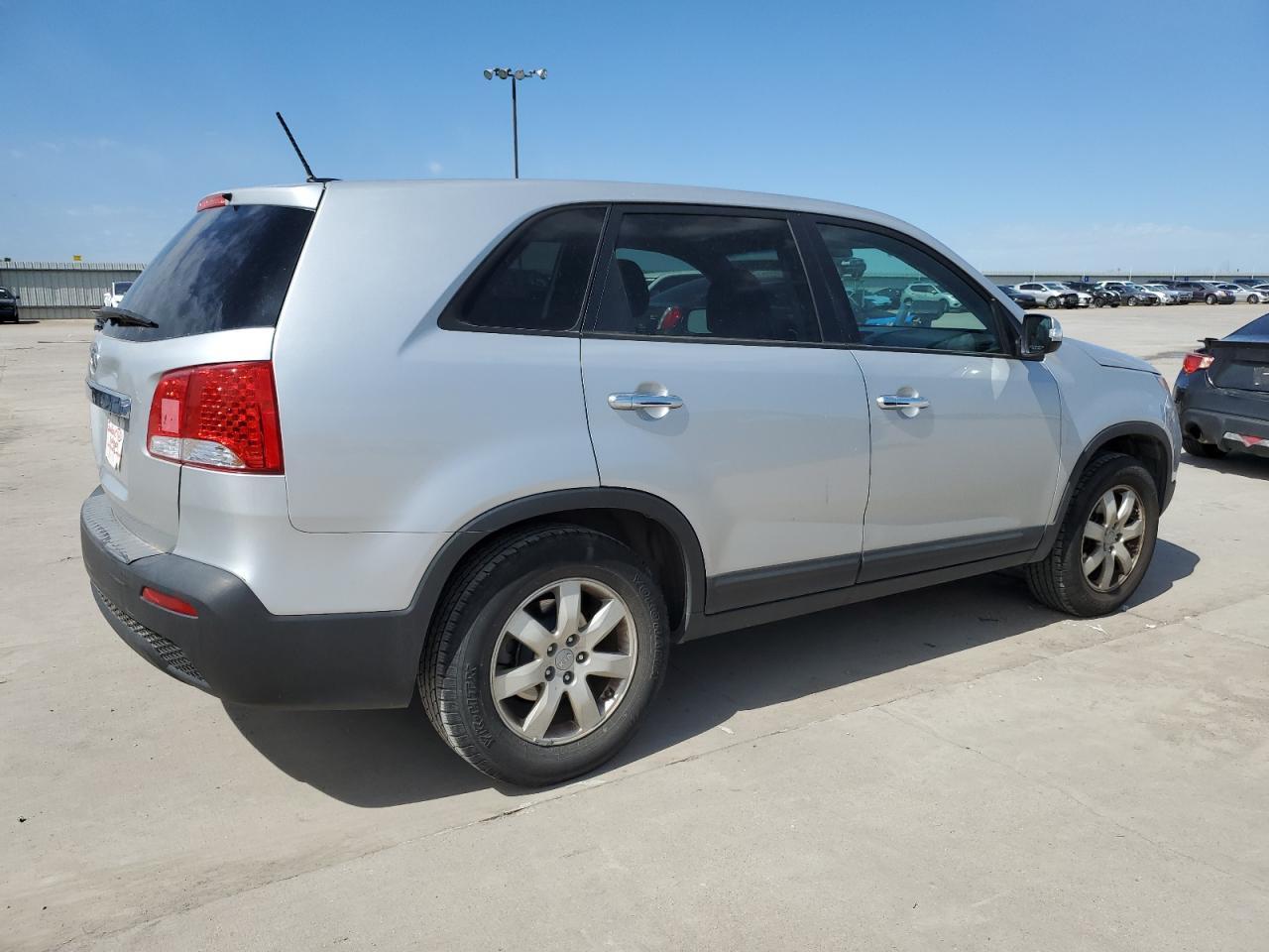 2012 KIA SORENTO BA - Image 3