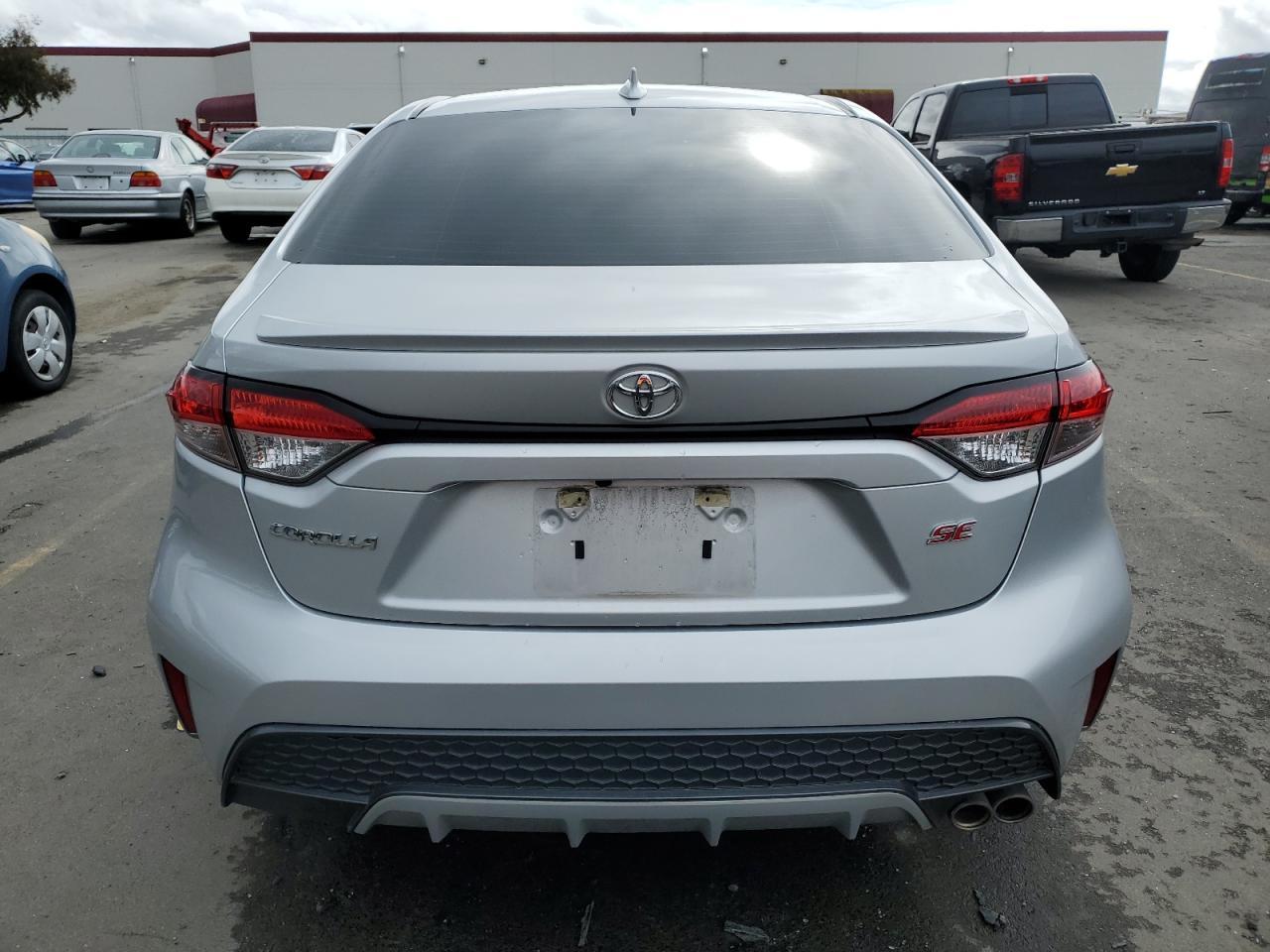 2020 TOYOTA COROLLA SE - Image 6