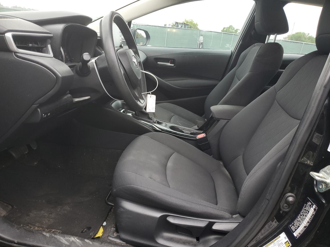 2020 TOYOTA COROLLA LE - Фото 7