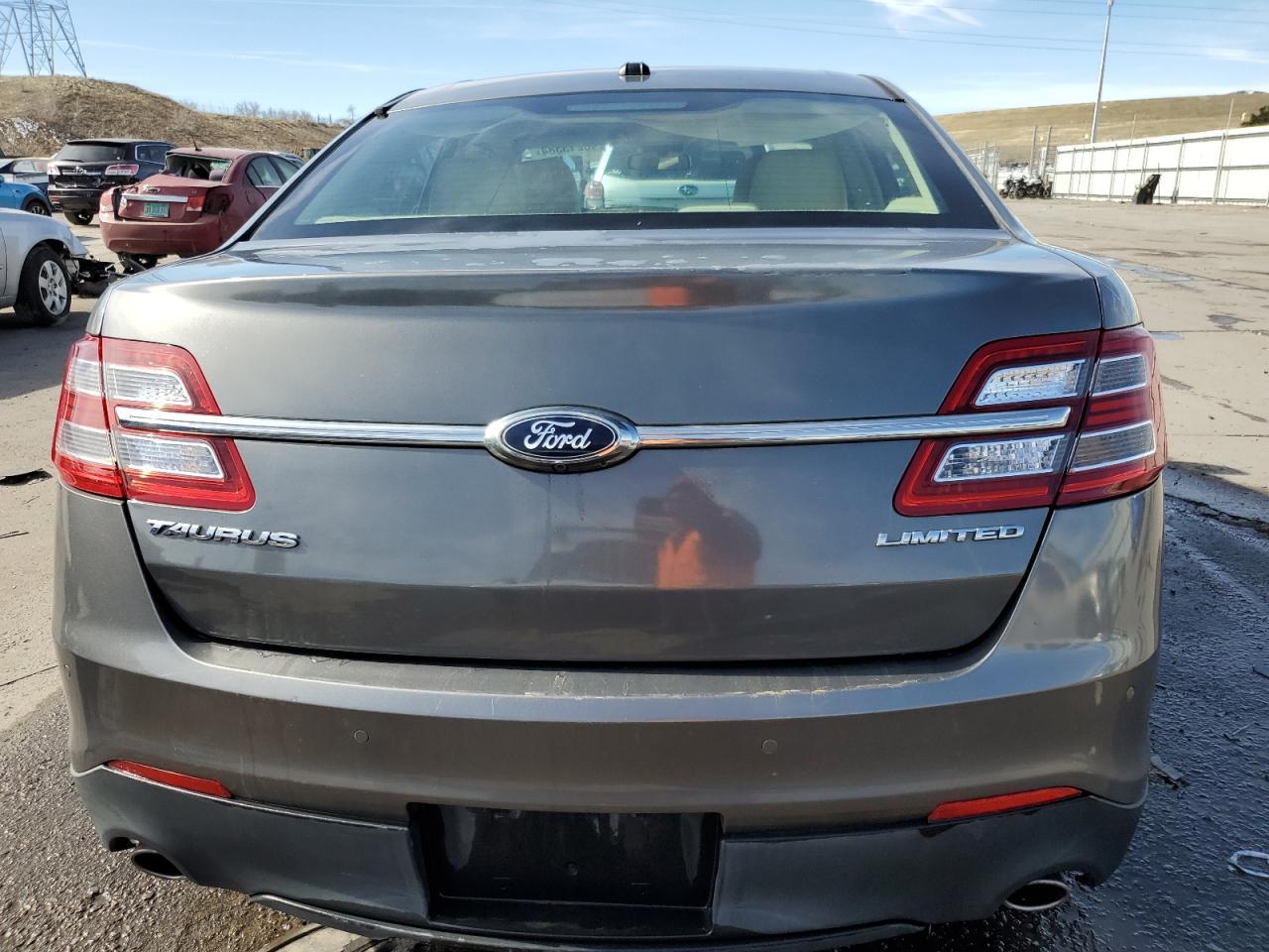 2013 FORD TAURUS LIM - Image 6