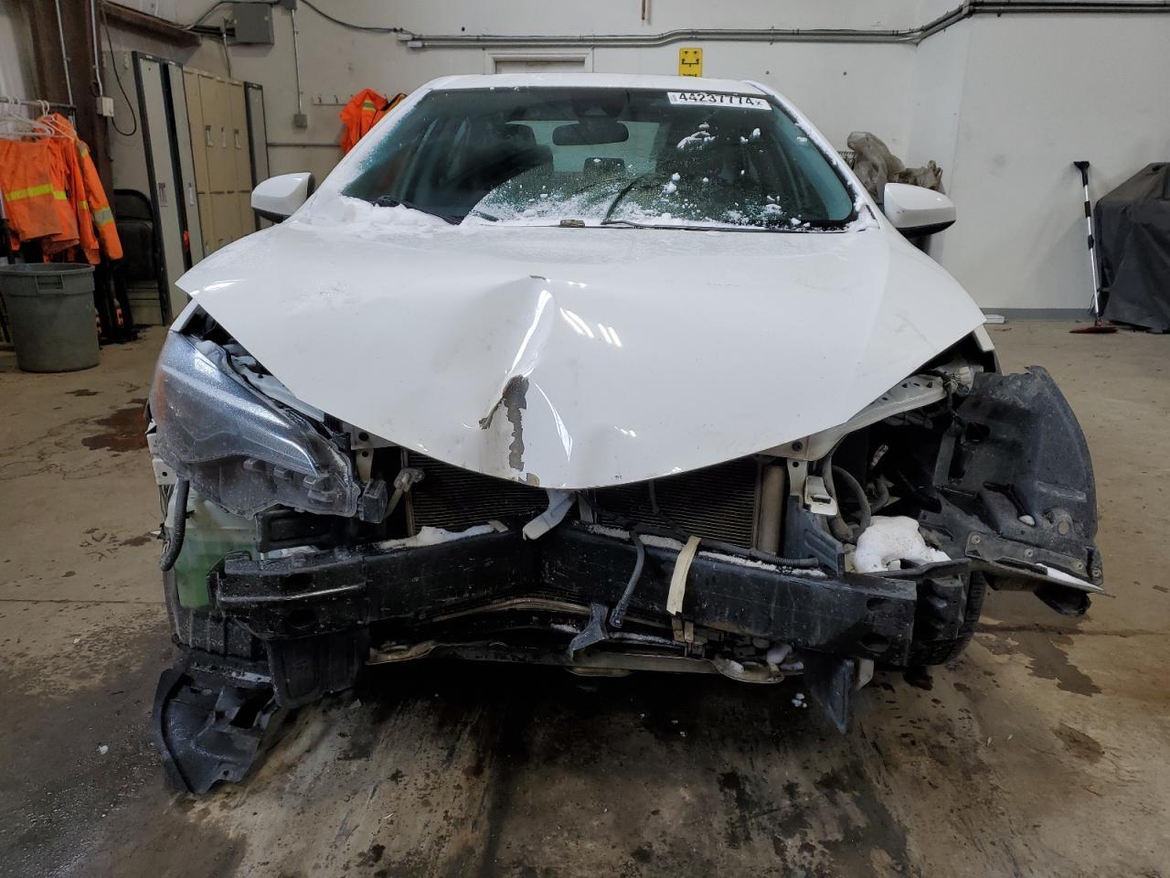 2018 TOYOTA COROLLA L - Фото 5