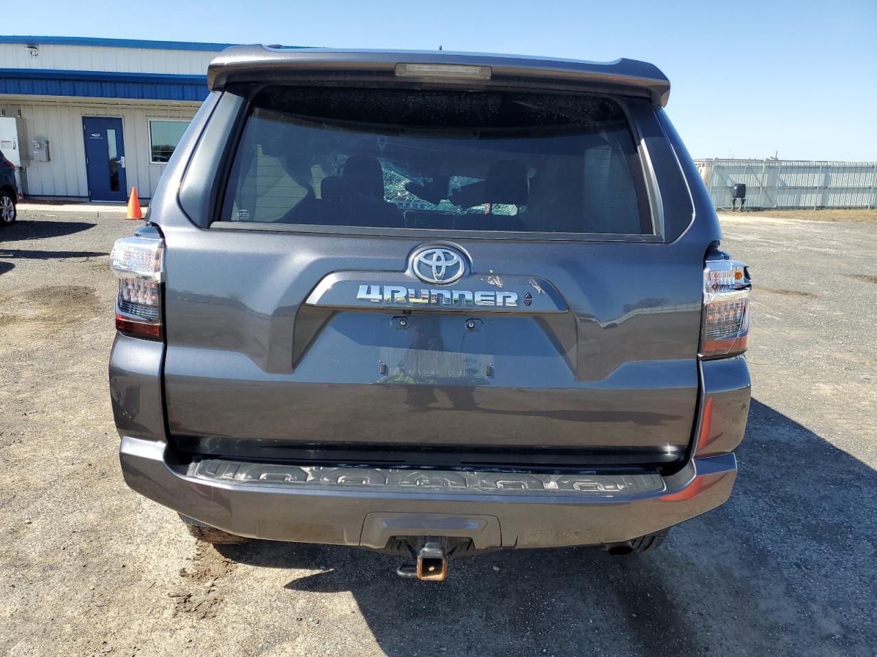 2020 TOYOTA 4RUNNER SR - Фото 6