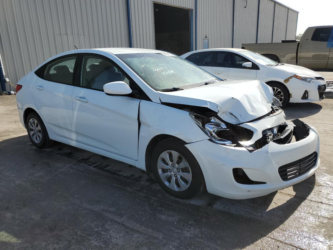 2015 HYUNDAI ACCENT GLS - Image 4