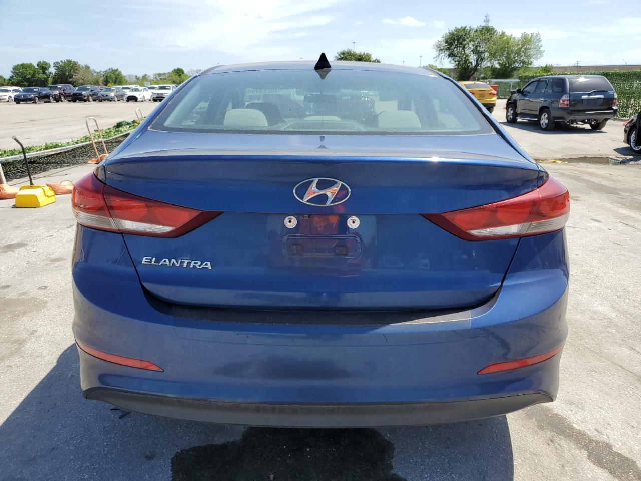 2017 HYUNDAI ELANTRA SE - Фото 6