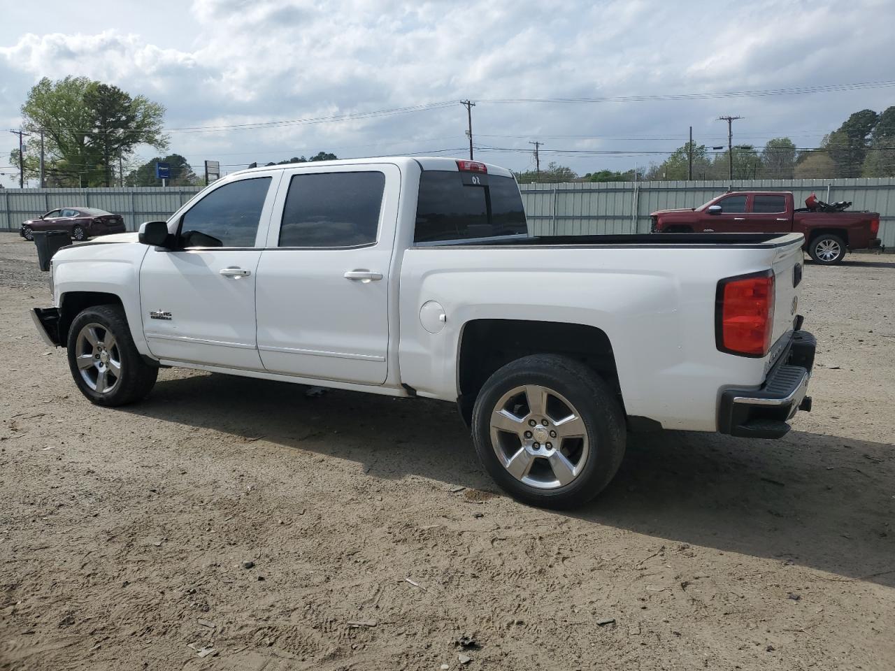 2017 CHEVROLET SILVERADO - Фото 2