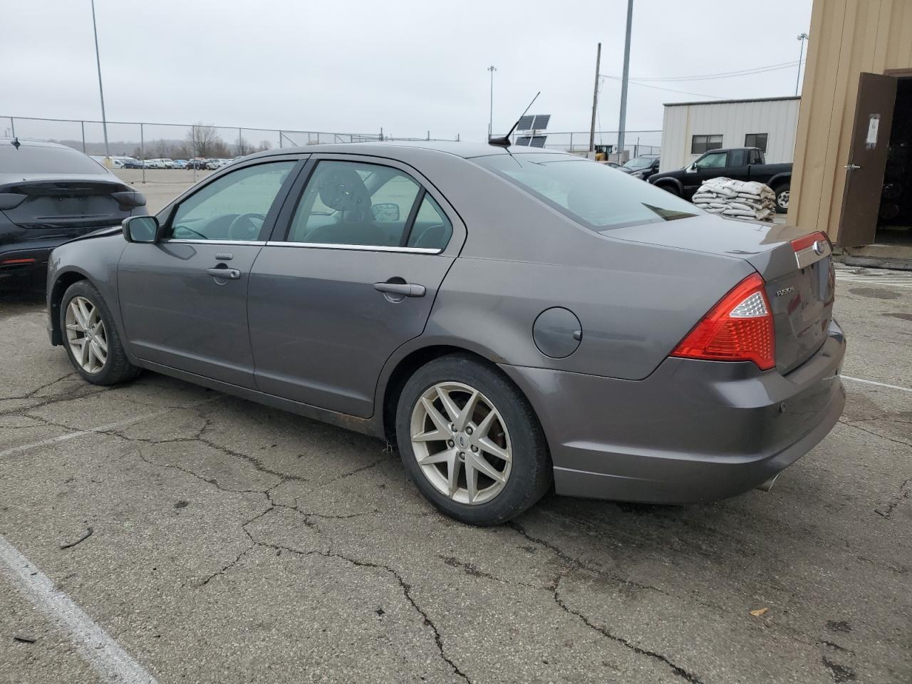 2012 FORD FUSION SEL - Фото 2