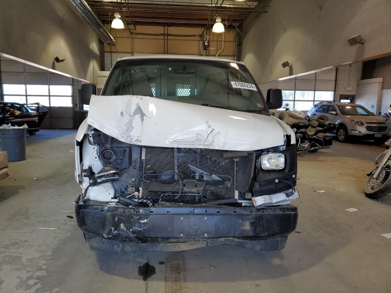 2017 CHEVROLET EXPRESS G3 - Image 5