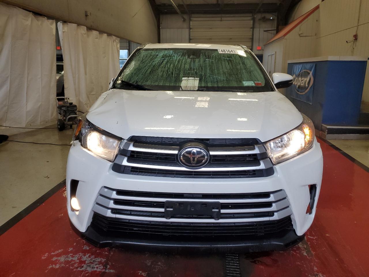 2018 TOYOTA HIGHLANDER - Image 5