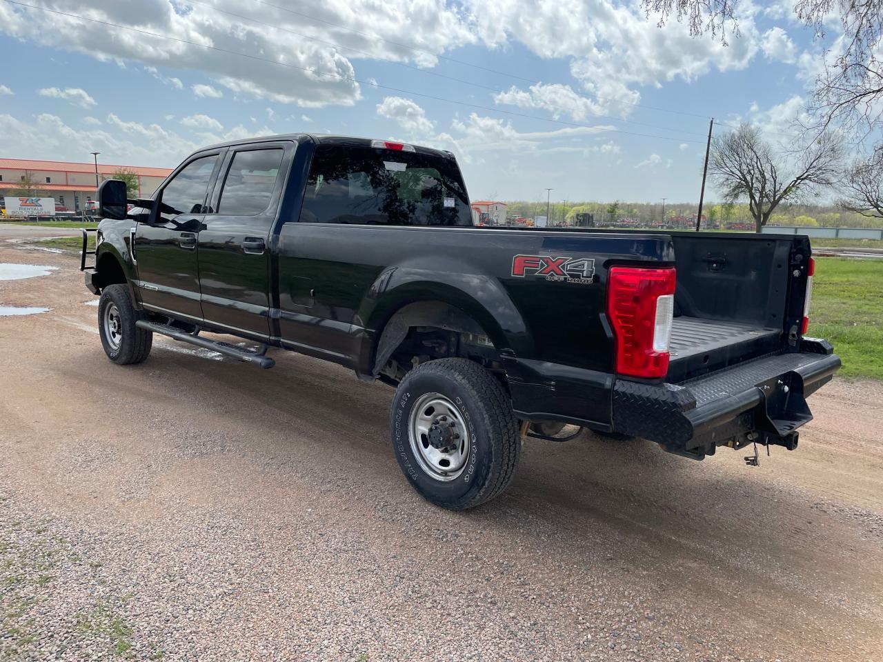 2017 FORD F350 SUPER - Фото 3
