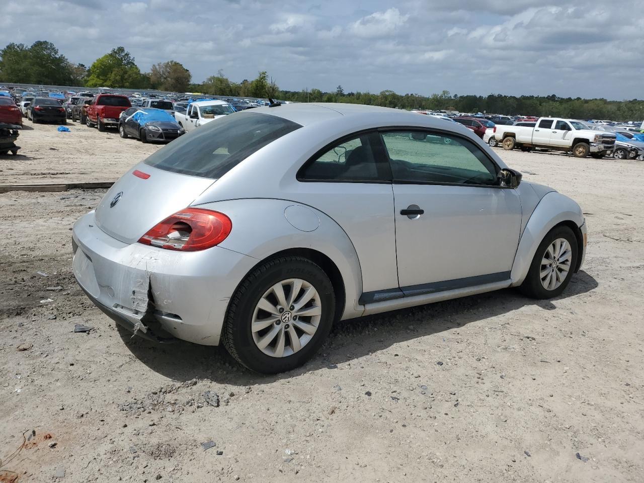 2014 VOLKSWAGEN BEETLE - Фото 3