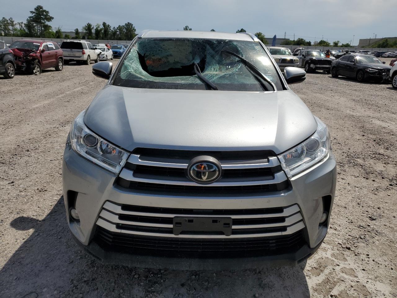 2018 TOYOTA HIGHLANDER - Фото 5