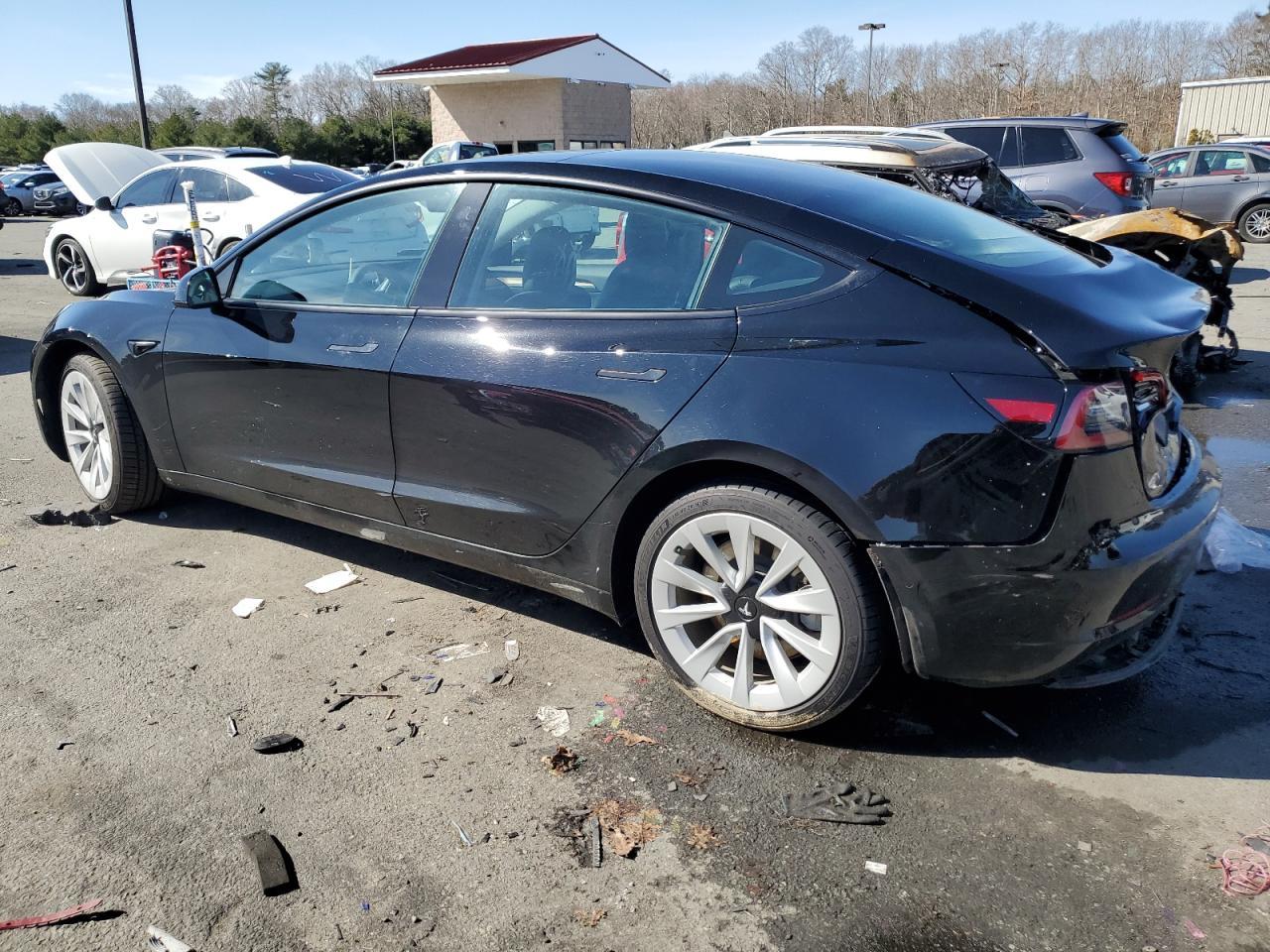 2022 TESLA MODEL 3 - Image 2