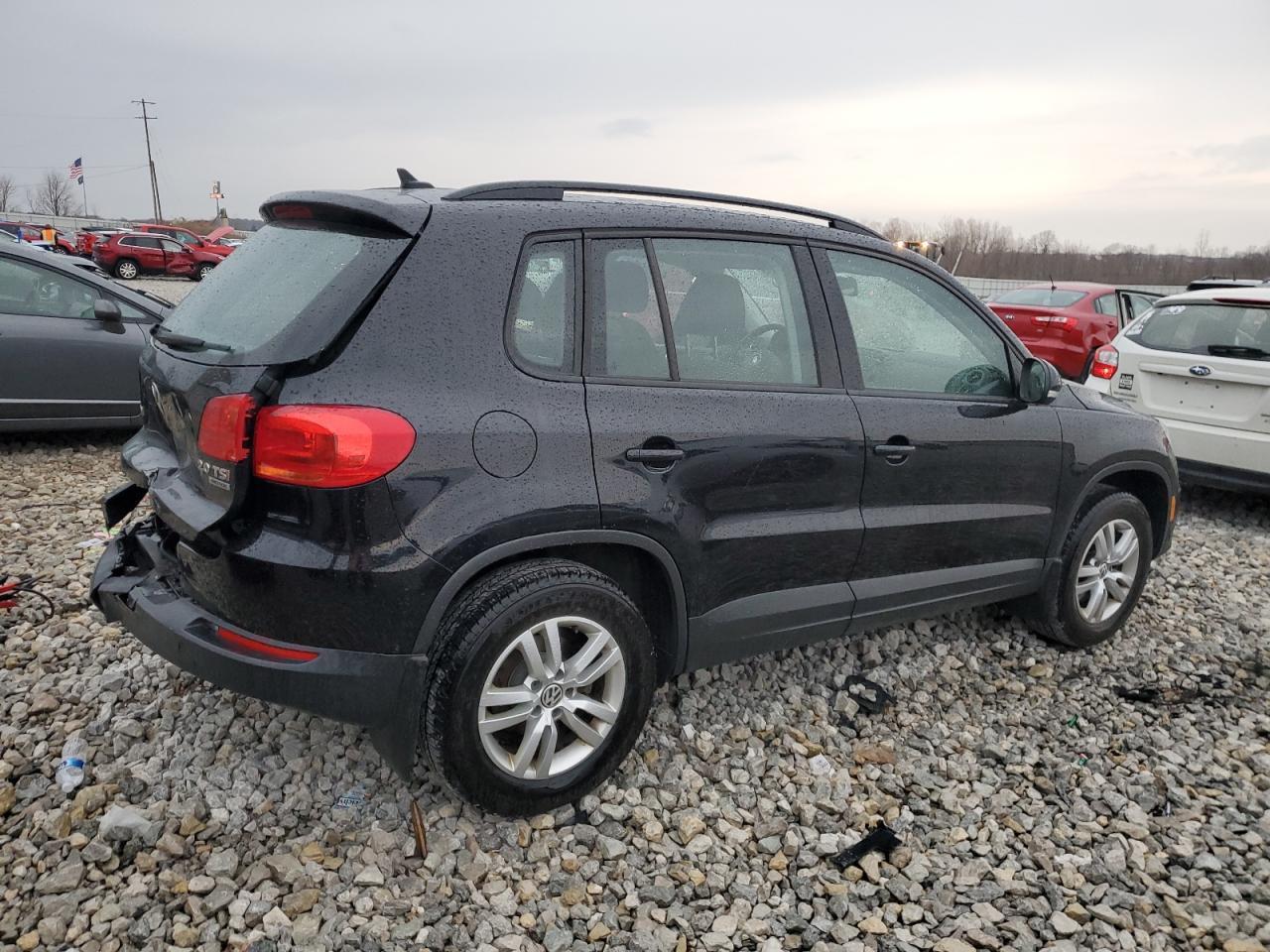 2015 VOLKSWAGEN TIGUAN S - Фото 3