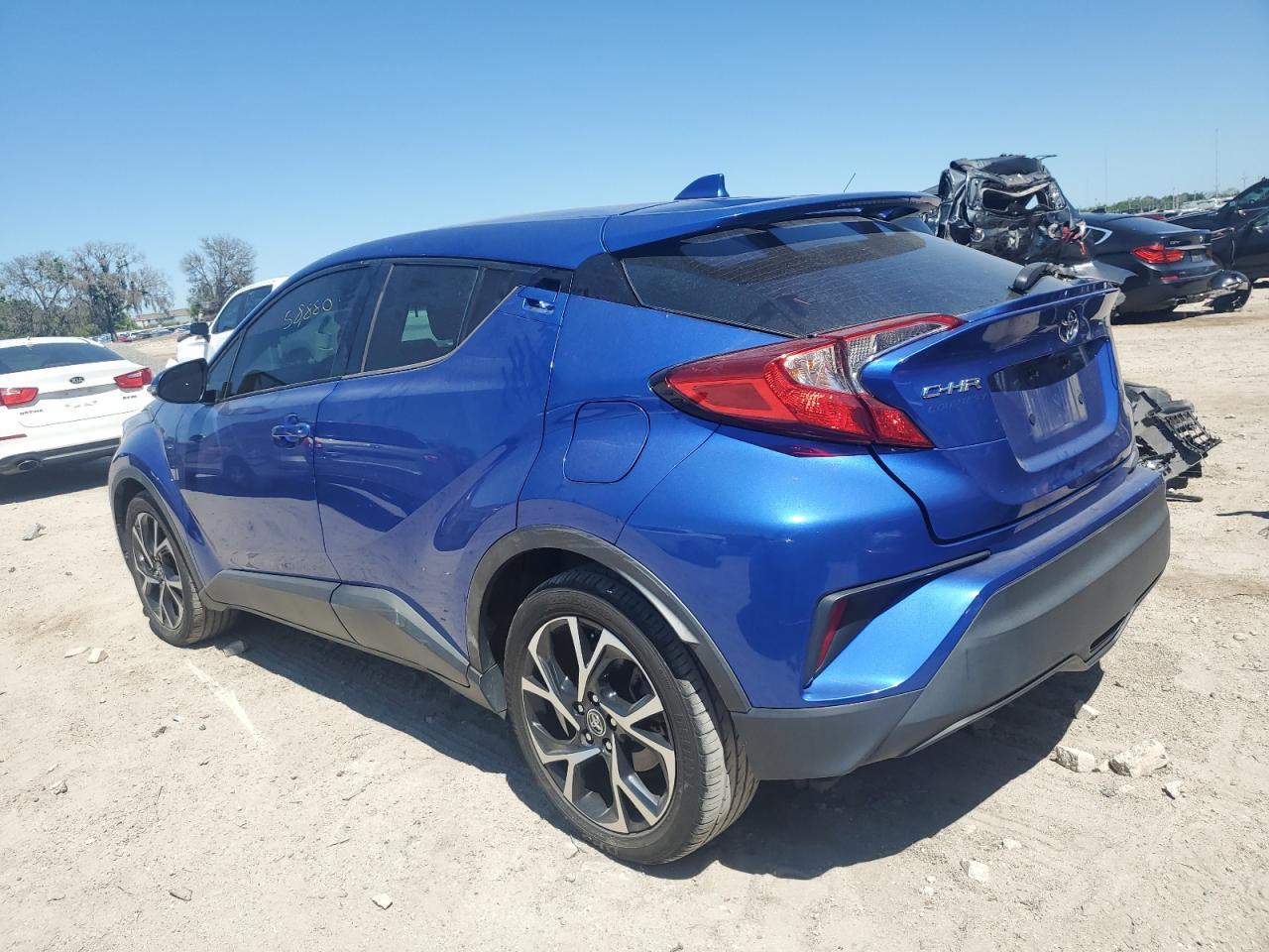 2019 TOYOTA C-HR XLE - Фото 2